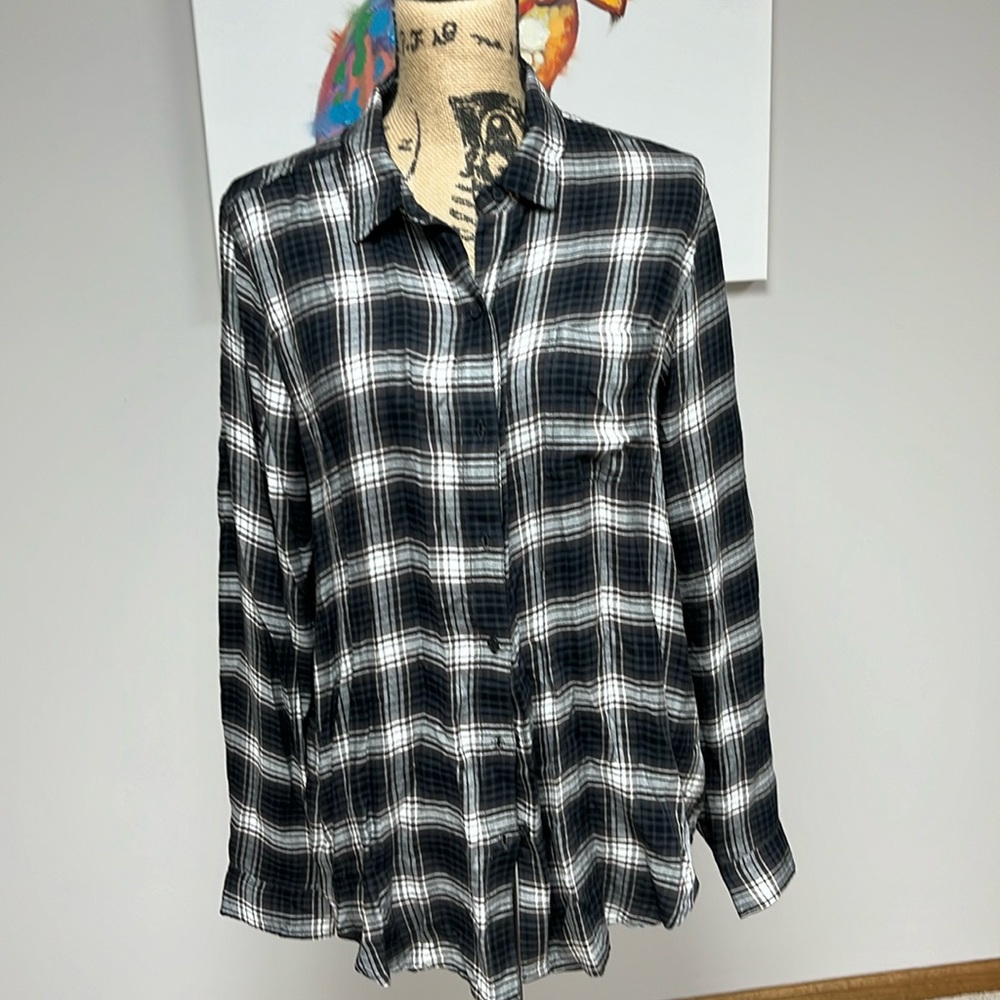Lucky brand button down. NWOT